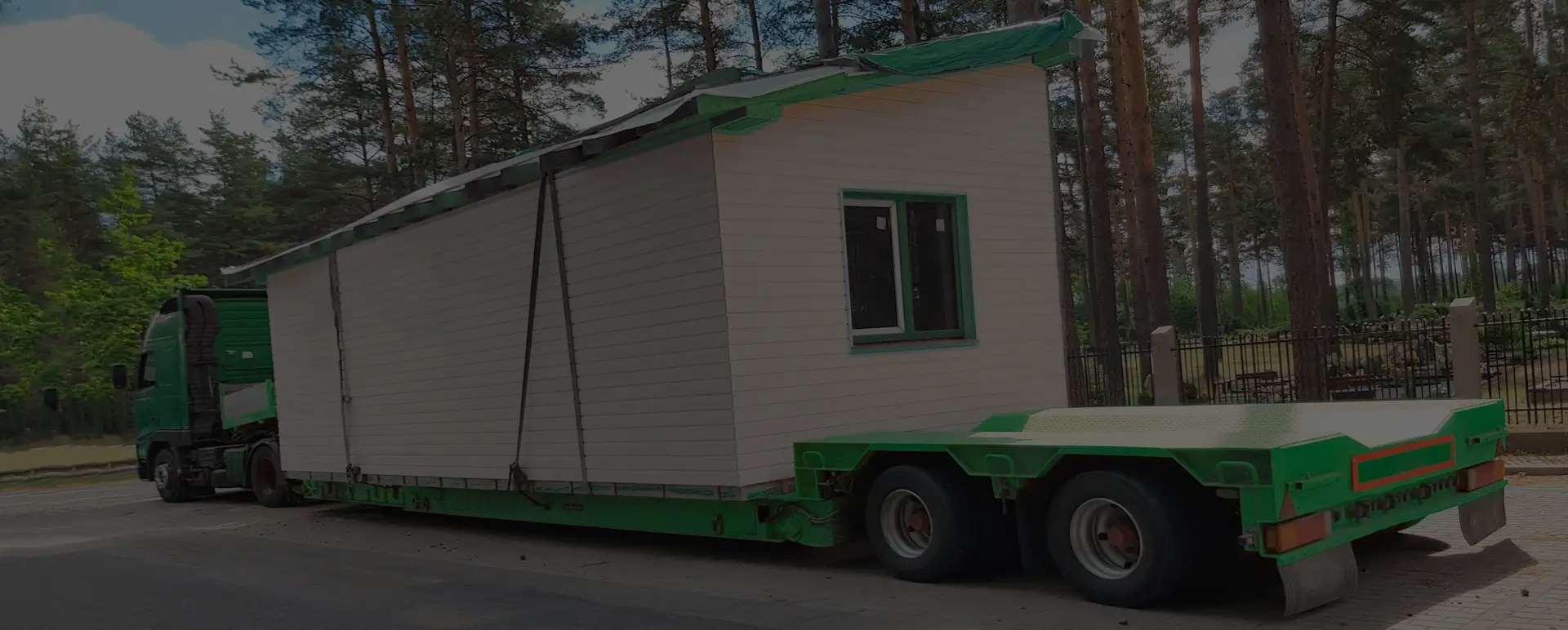 Сделать расчет цены на доставку тралом модульных домов в поселке городского типа Нижний Куранах (Дальневосточный округ - Республика Саха - Якутия) в онлайн калькуляторе